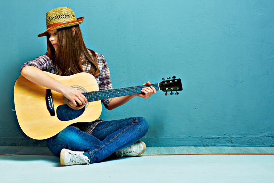 How to choose new mini guitar, How to choose a guitar for beginners